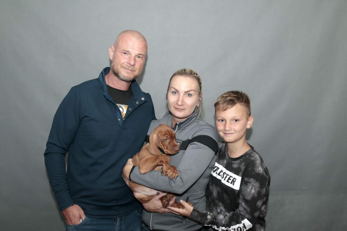 Dexter-Bayetty-odchodová-web