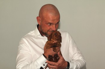  Dexter Bayetty chovatelská stanice maďarských ohařů krátkosrstých 